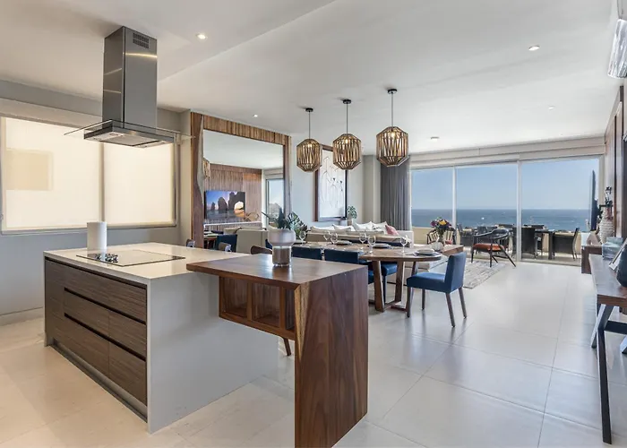 Top-rated 3 Bedroom Ocean Views Infinity Pools Сasa de vacaciones
