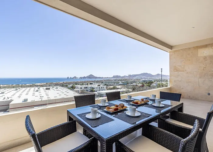 Top-rated 3 Bedroom Ocean Views Infinity Pools *